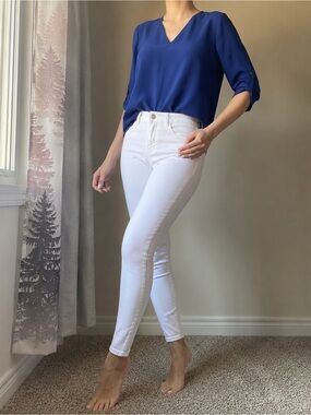 American Eagle Outfitters White High-Rise Skinny Jeans